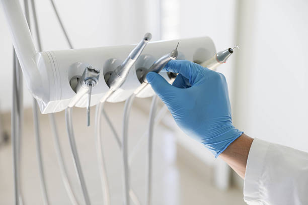 Professional Dental technician working in New London, IA
